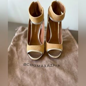 BCBG MAXAZRIA suede silver and tan heels, brand new